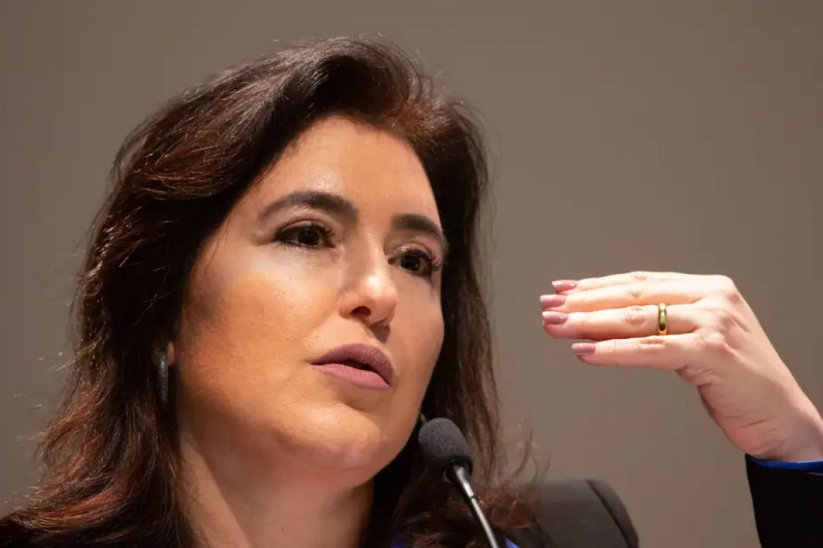 Governo tem três medidas para reformar Previdência dos militares, diz Tebet