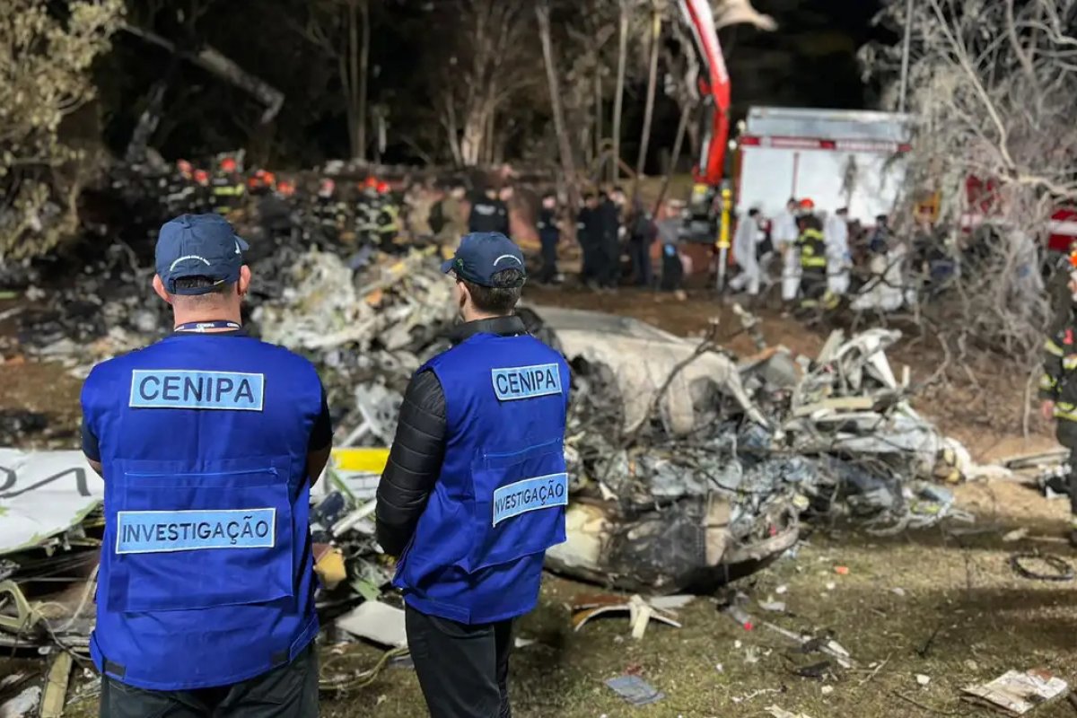 Pilotos do voo que caiu em agosto tinham treinamento para enfrentar condições de gelo
