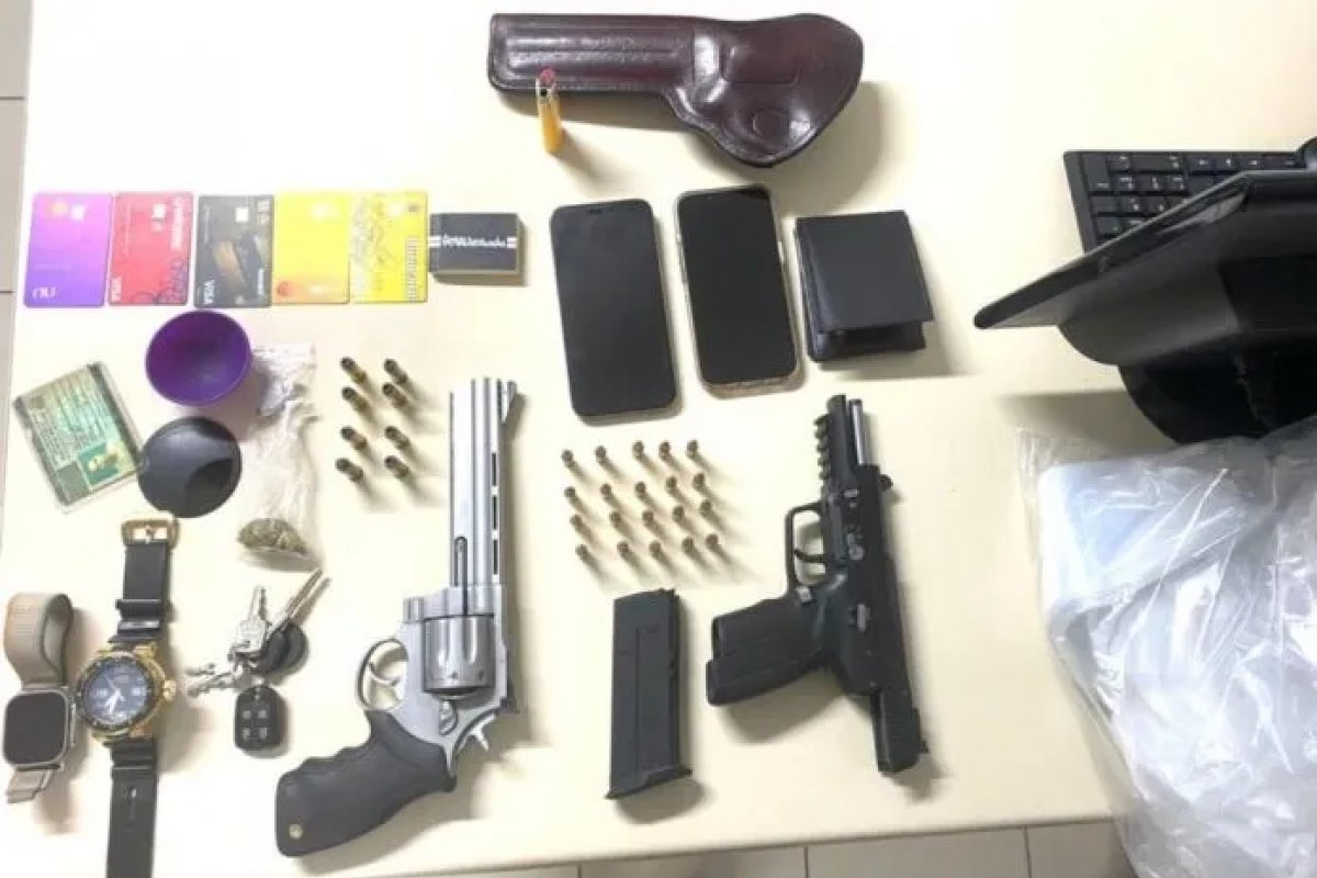 PM da reserva é preso em flagrante por suspeita de associação com tráfico de drogas em Salvador