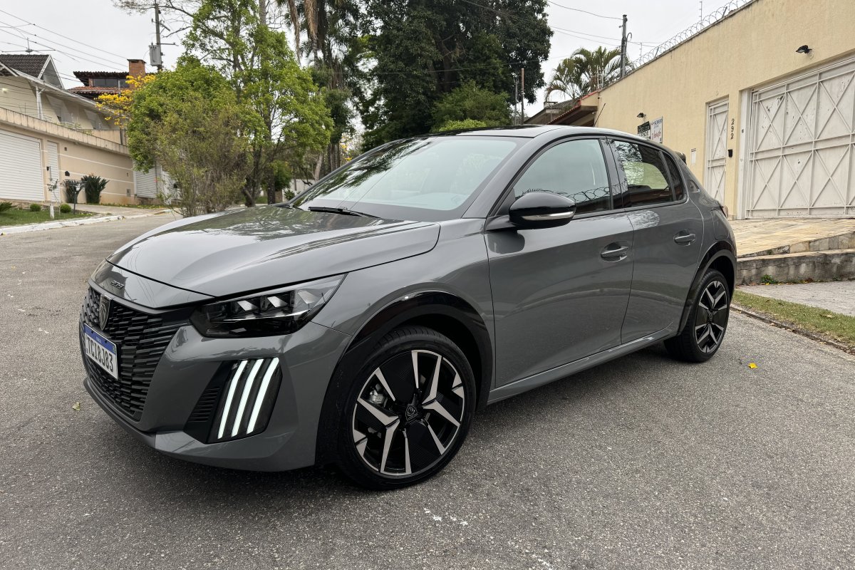 Peugeot 208 2025: veja as novas versões e detalhes do hatch renovado