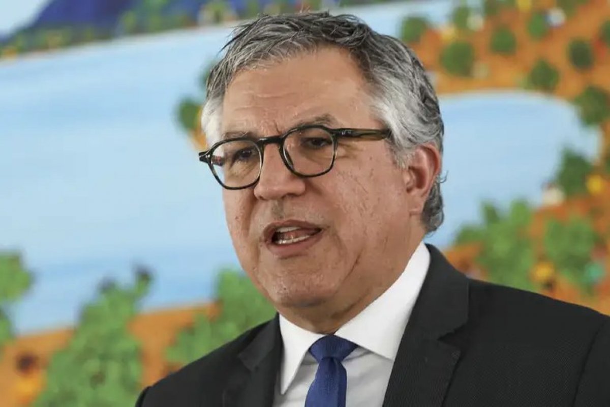 Padilha diz que Lula quer ouvir candidatas à sucessão de Silvio Almeida 'o mais breve possível'