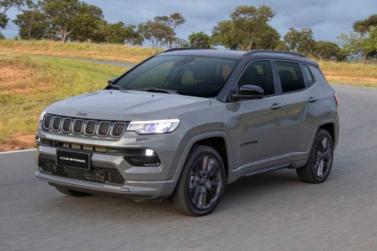 Jeep se mantém líder de vendas entre SUVs: Compass lidera no acumulado