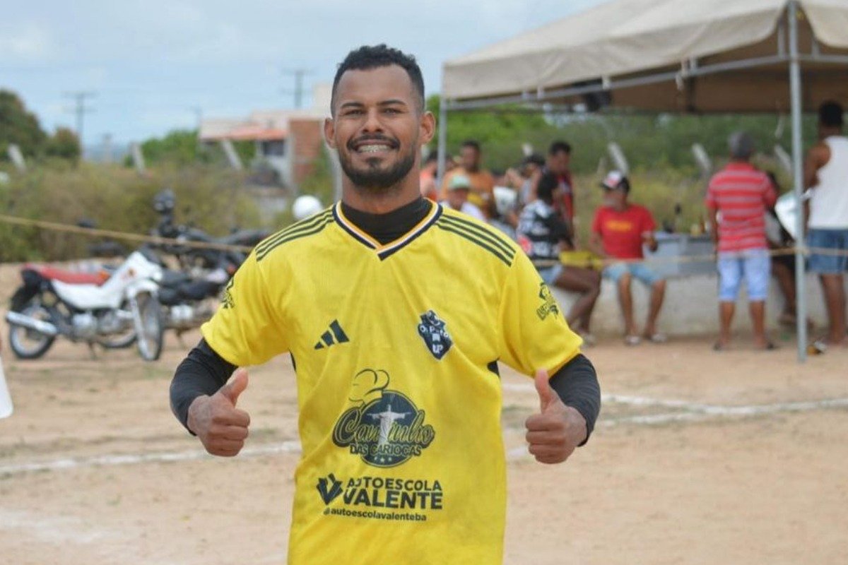 Goleiro de futebol amador é morto a facadas no interior da Bahia; suspeita do crime seria amante dele