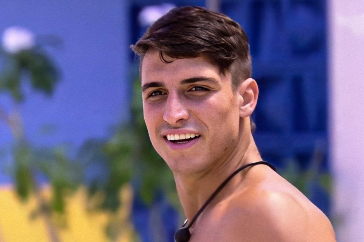 Justiça mantém condenação e eleva pena contra ex-BBB Felipe Prior por estupro