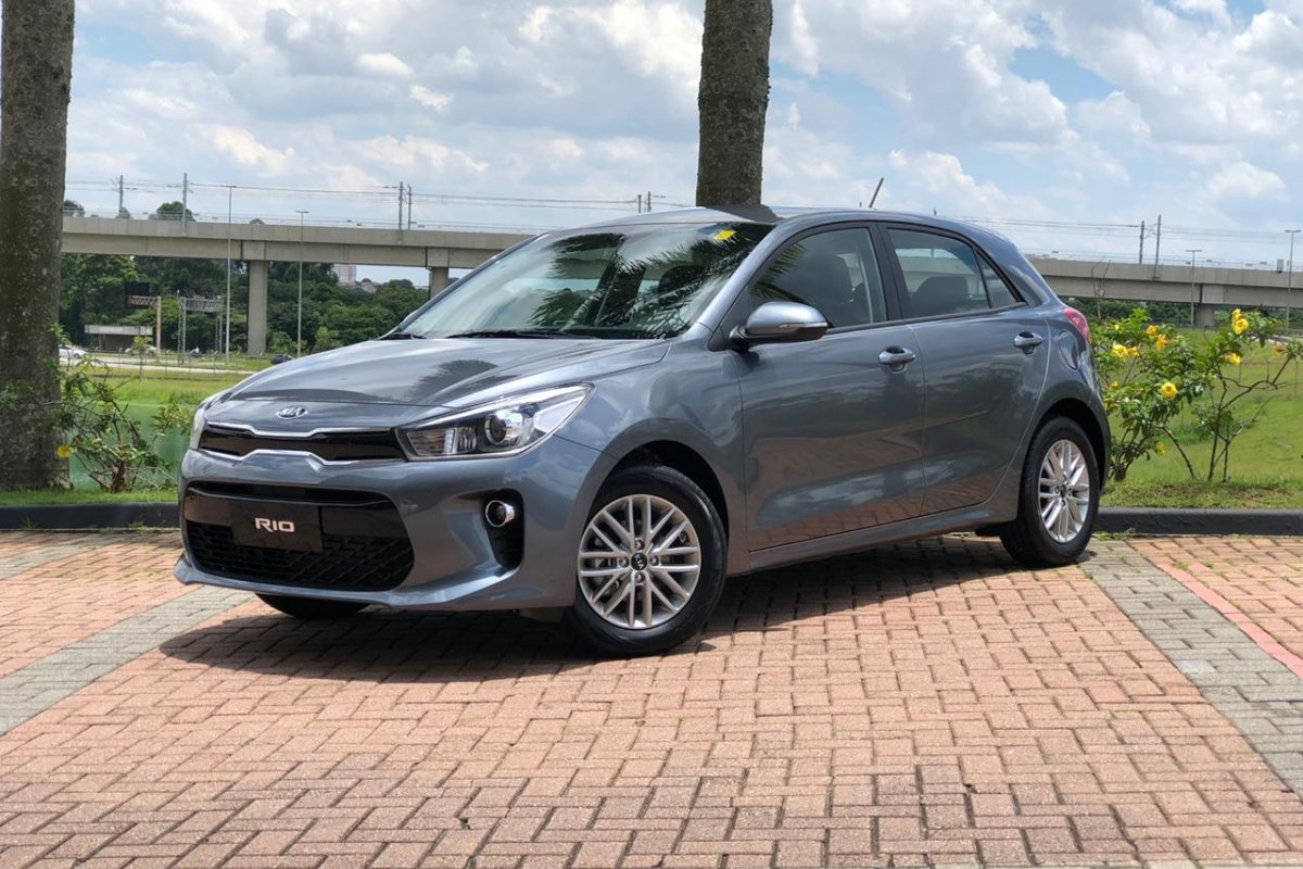 Testamos o novo Kia Rio que chega às lojas a partir de R$ 69,9 mil