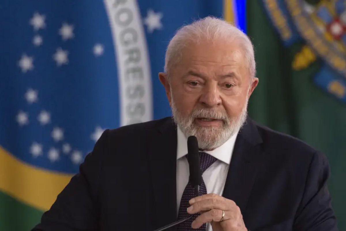 Lula diz que vai convocar governadores este mês para discutir segurança pública