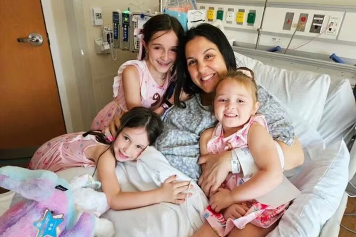 Uma chance em 17 bilhões: Quatro irmãs nasceram no mesmo dia em anos diferentes