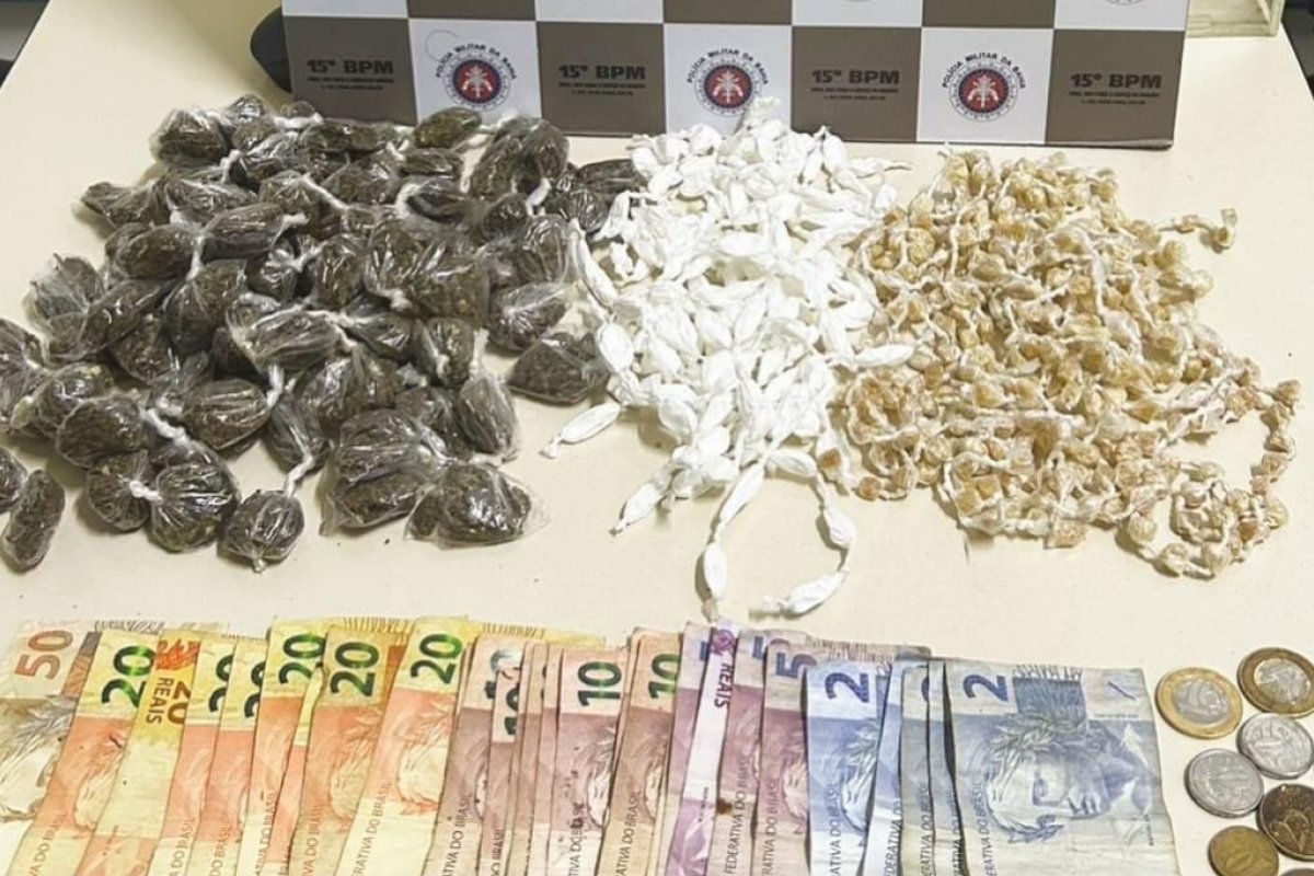 Mais de 300 pedras de crack e 100 petecas de cocaína são apreendidas no interior da Bahia