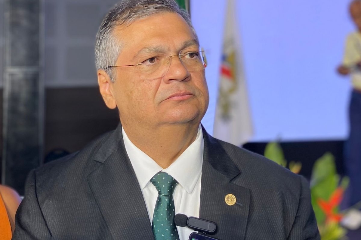 Vídeo: Em Salvador, Flávio Dino defende que câmera na farda protege ‘bom policial’