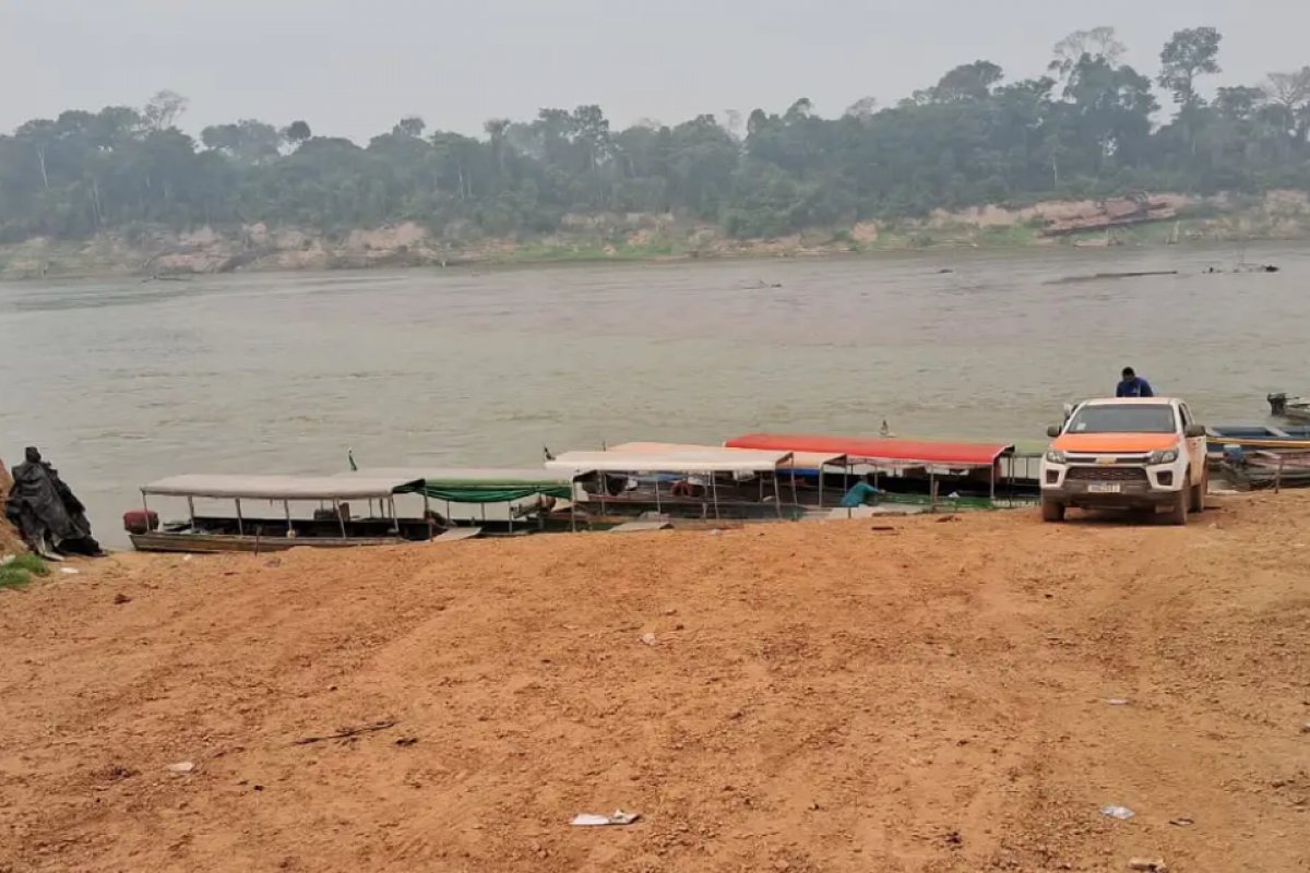 Nível do rio Madeira, afluente do Amazonas, atinge nova mínima histórica