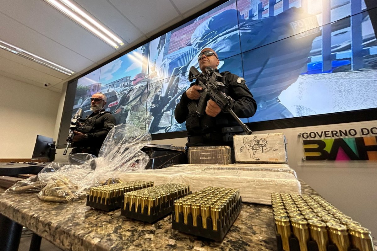 Balanço da Segurança Pública aponta as prisões de cerca de 80 chefes do tráfico e apreensões de mais de 3 mil armas de fogo este ano na Bahia