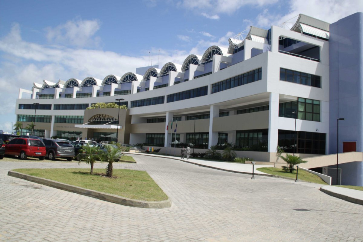 Ministério Público da Bahia recomenda exoneração de comissionados ligados a vereadores em Ilhéus