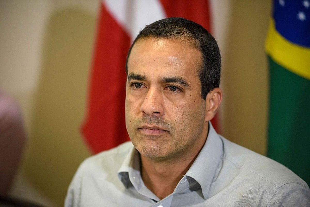Bruno continua na liderança pela prefeitura de Salvador com 74% das intenções de votos, revela Quaest