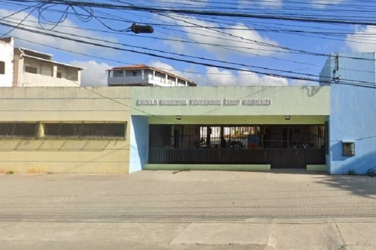 Aulas são suspensas em escolas em Nova Brasília de Valéria, no subúrbio de Salvador, após morte de jovens em abordagem policial