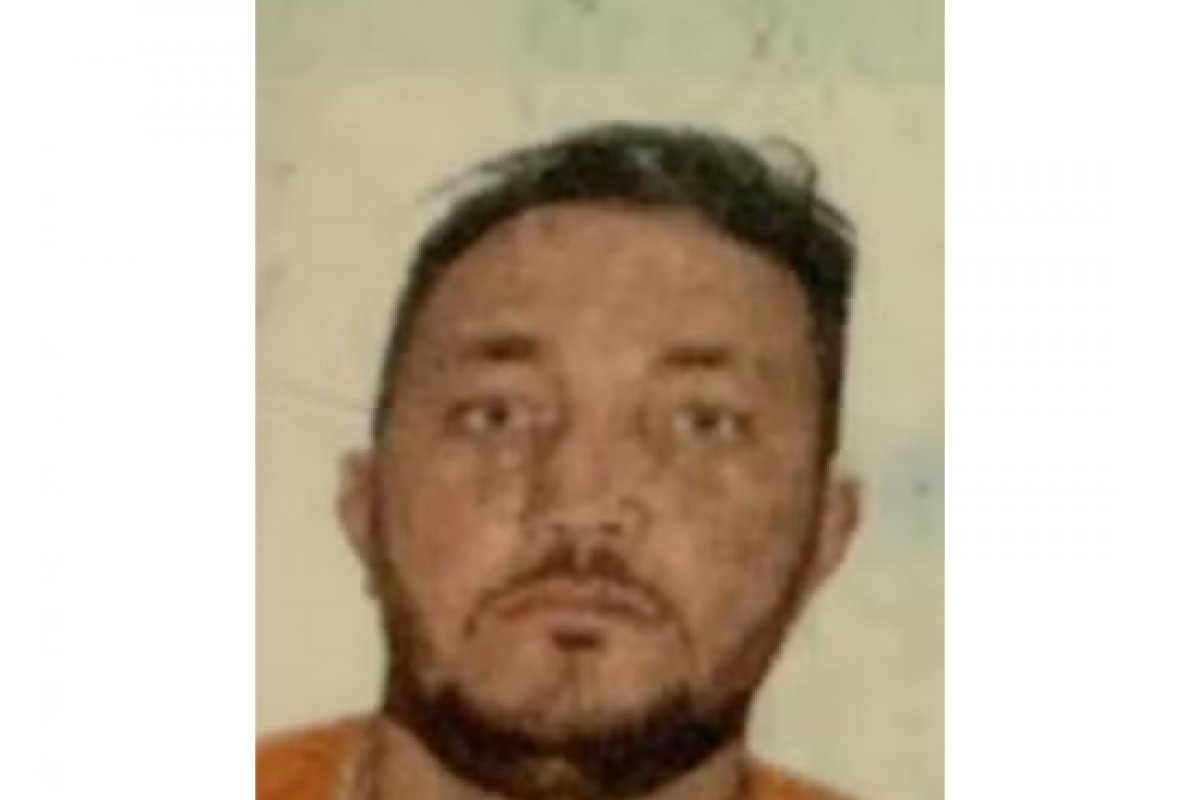 Enteado é preso em flagrante suspeito de matar padrasto com faca na Bahia