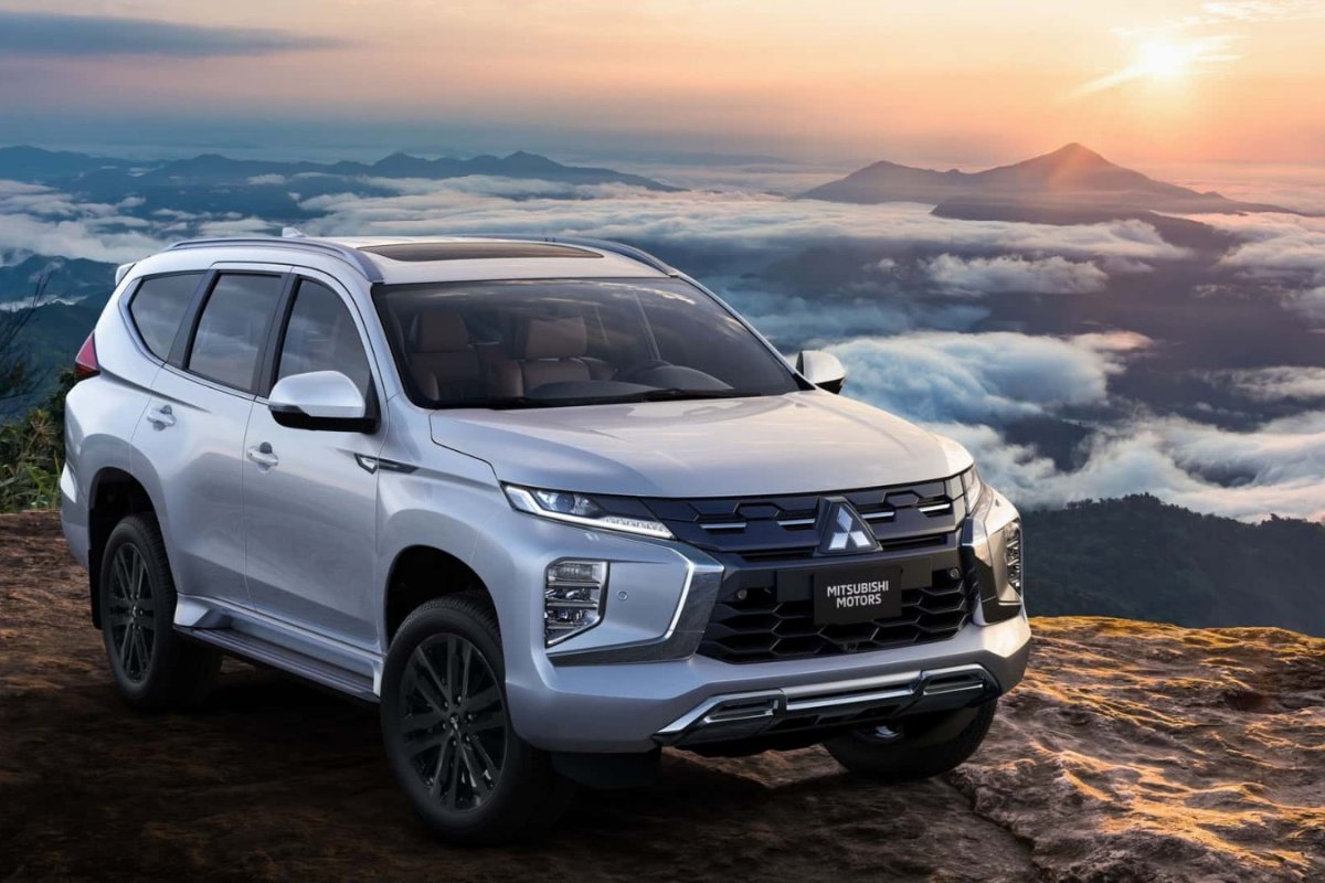 Pajero Sport 2025 ganha novo visual e fica mais equipado