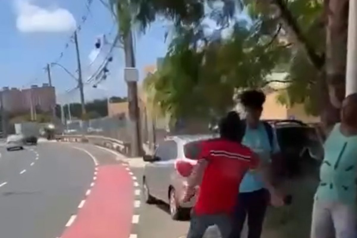 Vídeo: Marcell Moraes troca agressões com mulher que fazia campanha para Marcelle Moraes em Canabrava