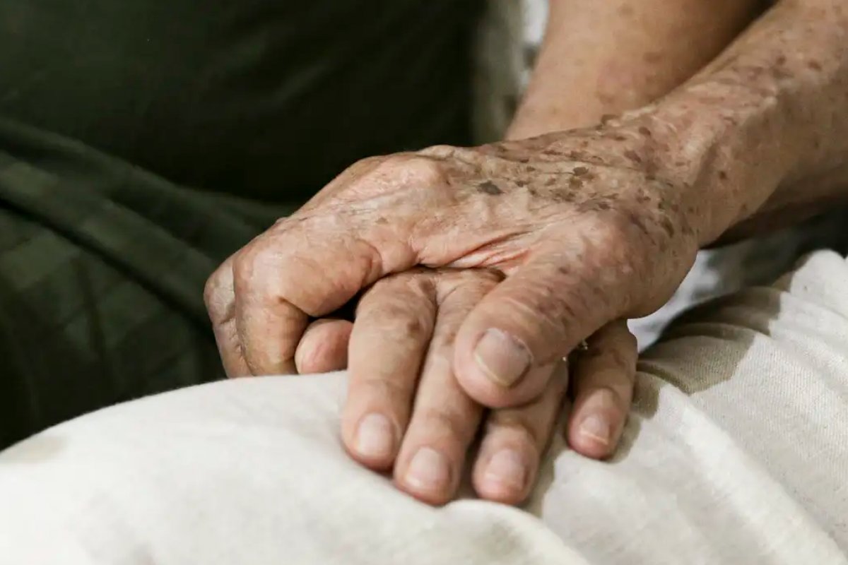 Número de mortes por Alzheimer aumenta na Bahia desde a pandemia da Covid-19