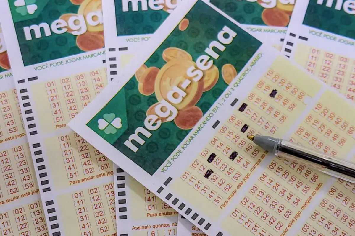 Mega-Sena acumula e prêmio vai a R$ 10 milhões