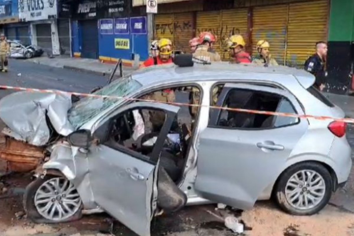 Acidente envolvendo três veículos deixa oito feridos em Belo Horizonte
