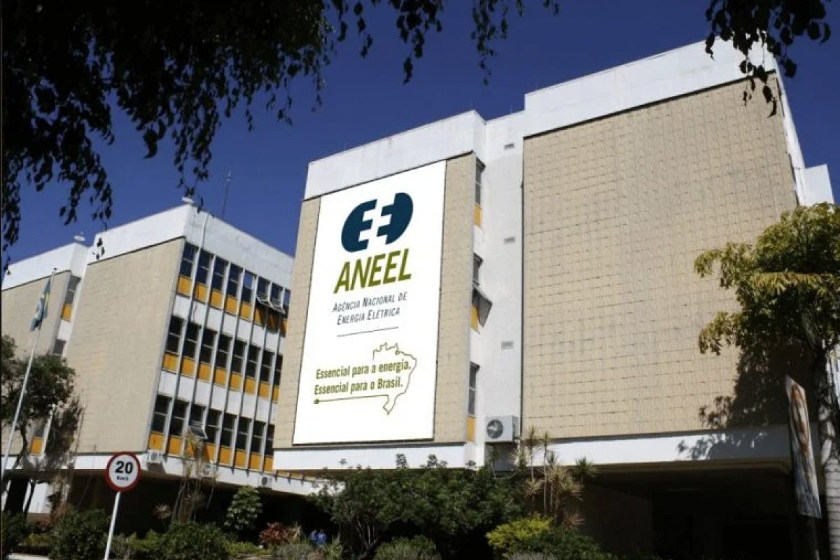 Aneel adia decisão sobre plano da Âmbar para assumir Amazonas Energia após empate