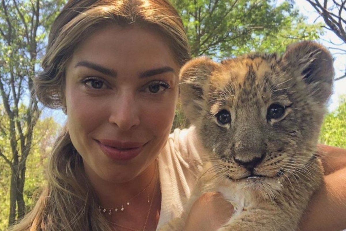 Grazi Massafera toma atitude após levar puxão de orelha de Luisa Mell