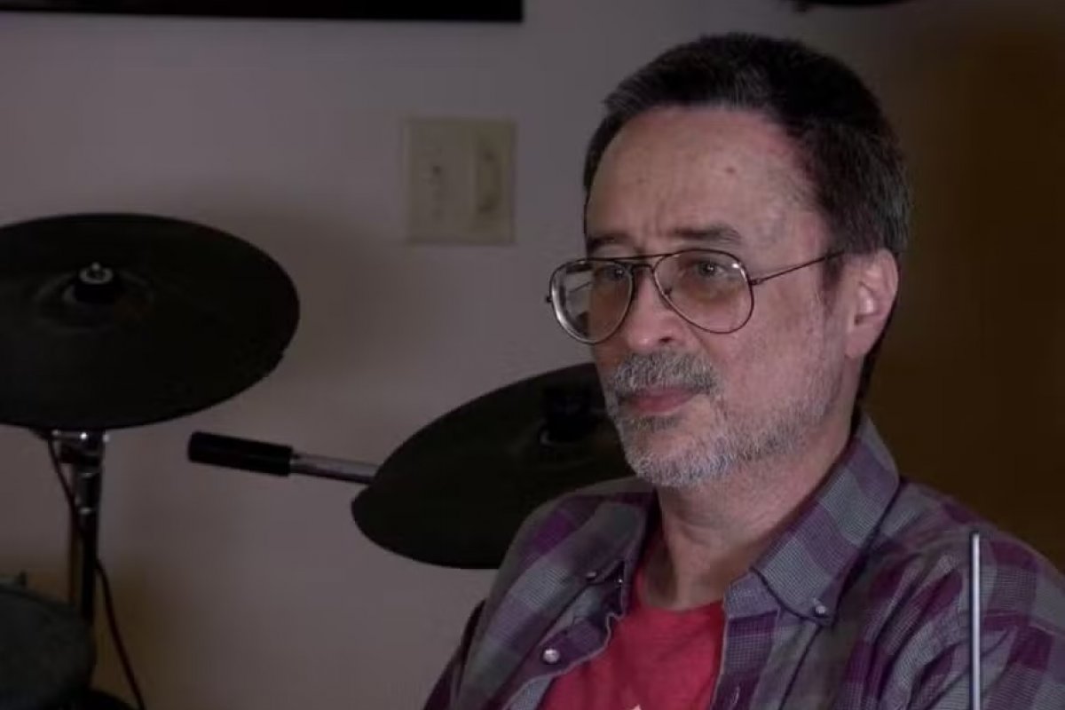 Filho de João Gilberto tem prisão decretada após ataques nas redes sociais contra ex-esposa