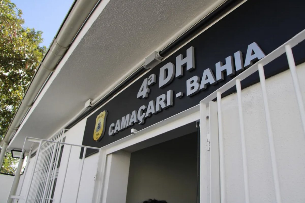 Idosa morre após ser baleada por bala perdida durante perseguição em Camaçari