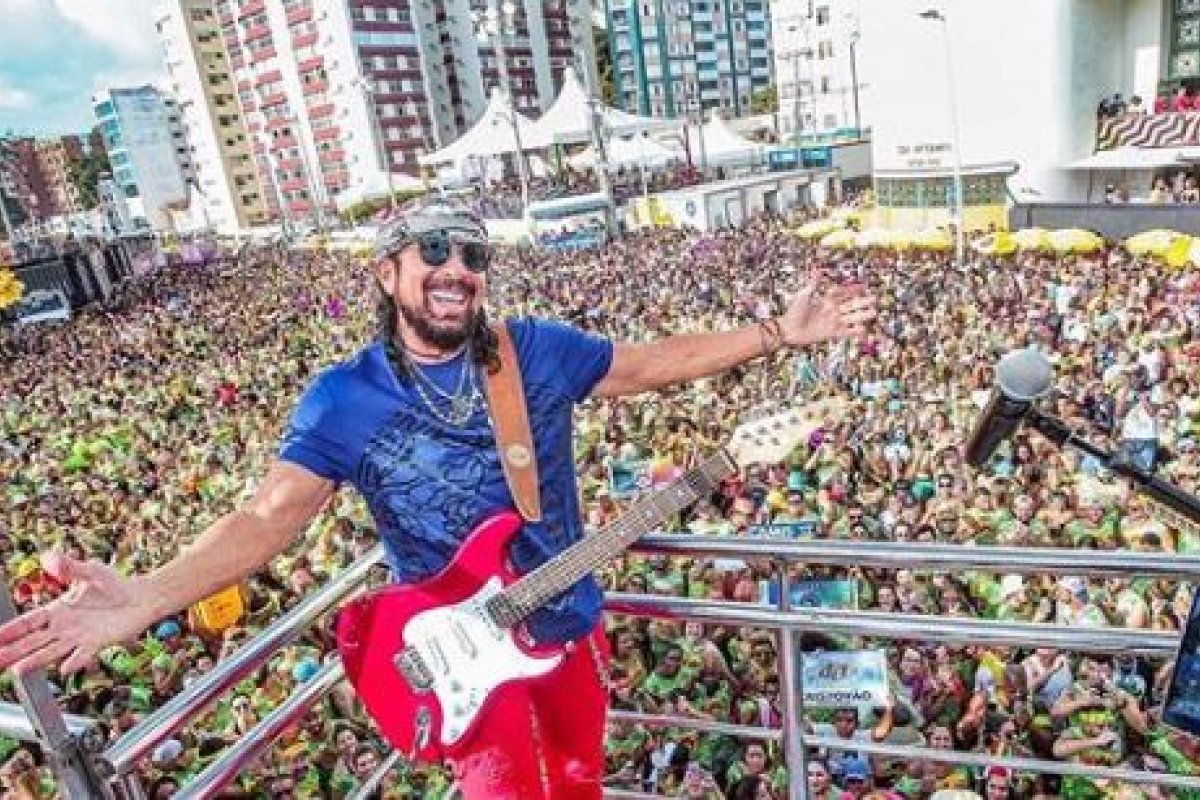 Bell Marques comanda segundo dia de transmissão da seleção brasileira no Farol da Barra