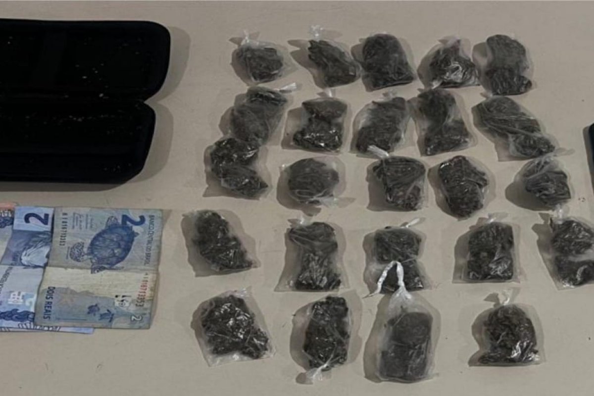 PM prende suspeito com 24 embalagens de maconha no sudoeste da Bahia