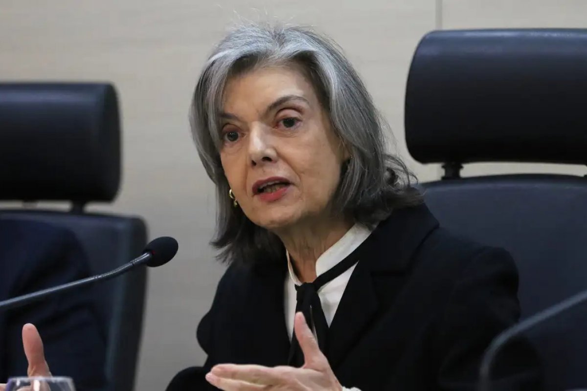 Cármem Lúcia fará apelo por paz nas eleições em rede nacional no sábado (5)