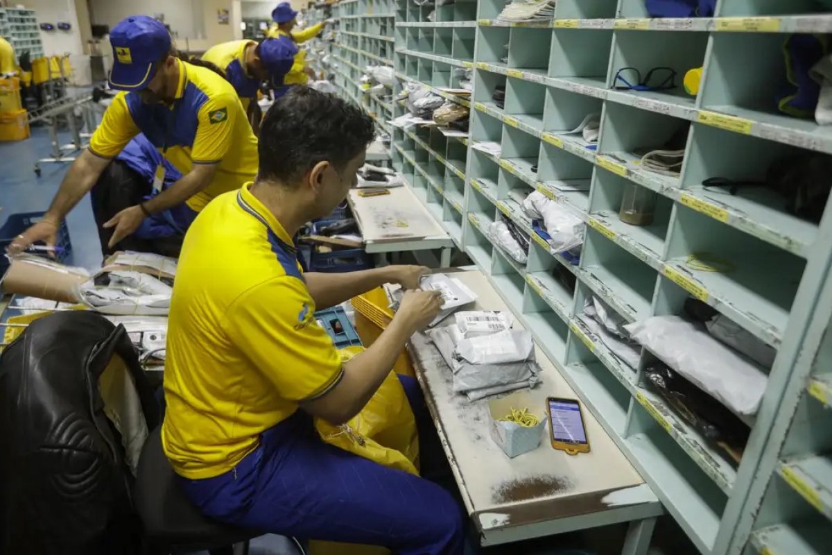 Concurso dos Correios destina 30% das vagas para negros e indígenas; etapa final será publicada na próxima quarta-feira