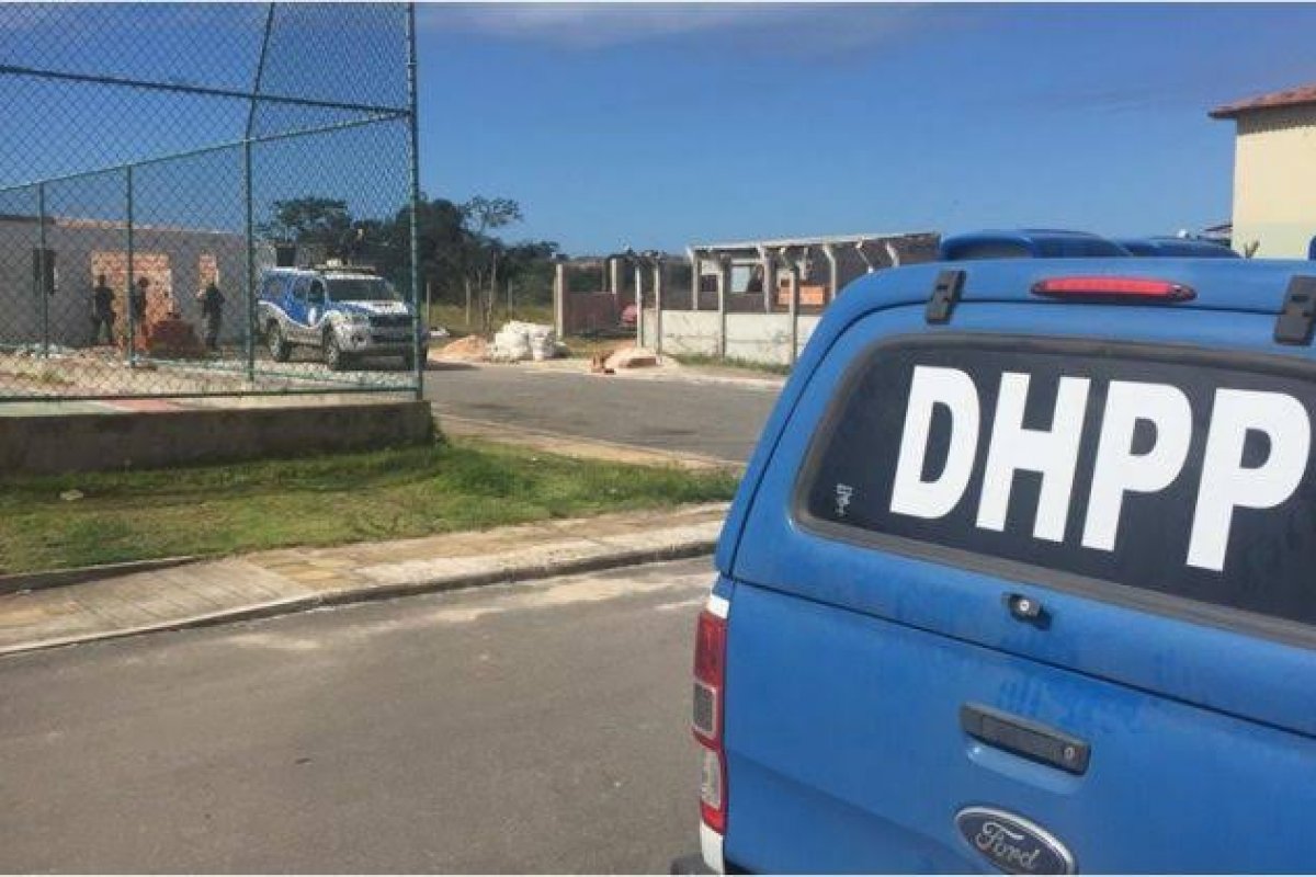 Bandidos invadem casa e matam homem no bairro de São Cristóvão, em Salvador