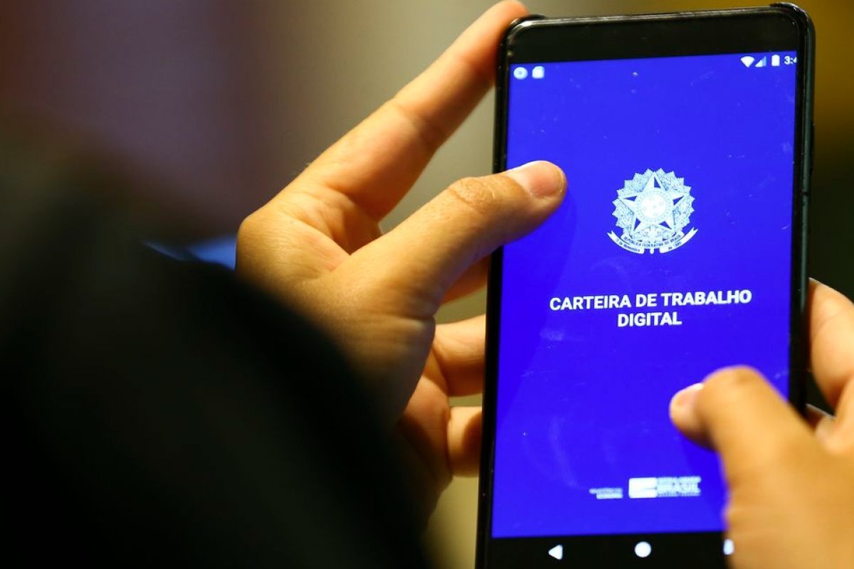 Confira as vagas de emprego disponíveis para esta terça-feira (8)