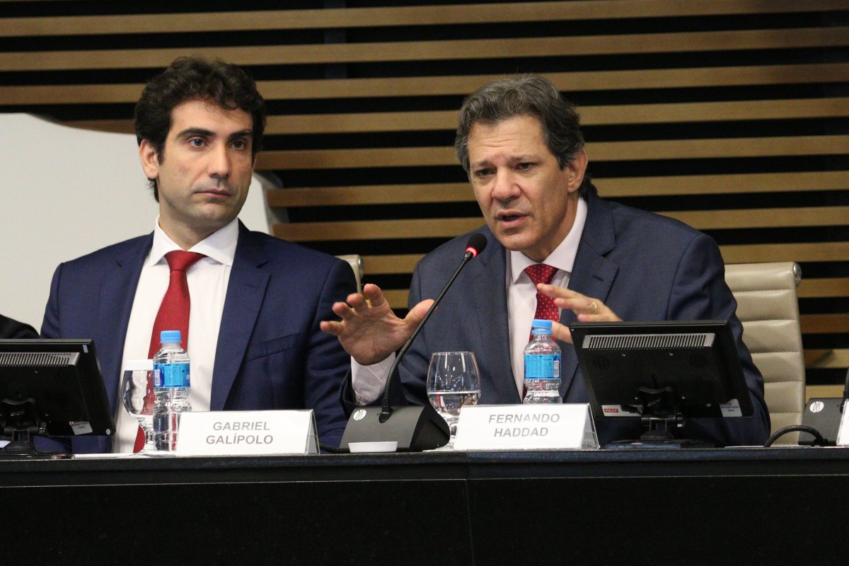 Aprovação de Galípolo foi expressiva, e sabatina demonstra maturidade institucional, diz Haddad