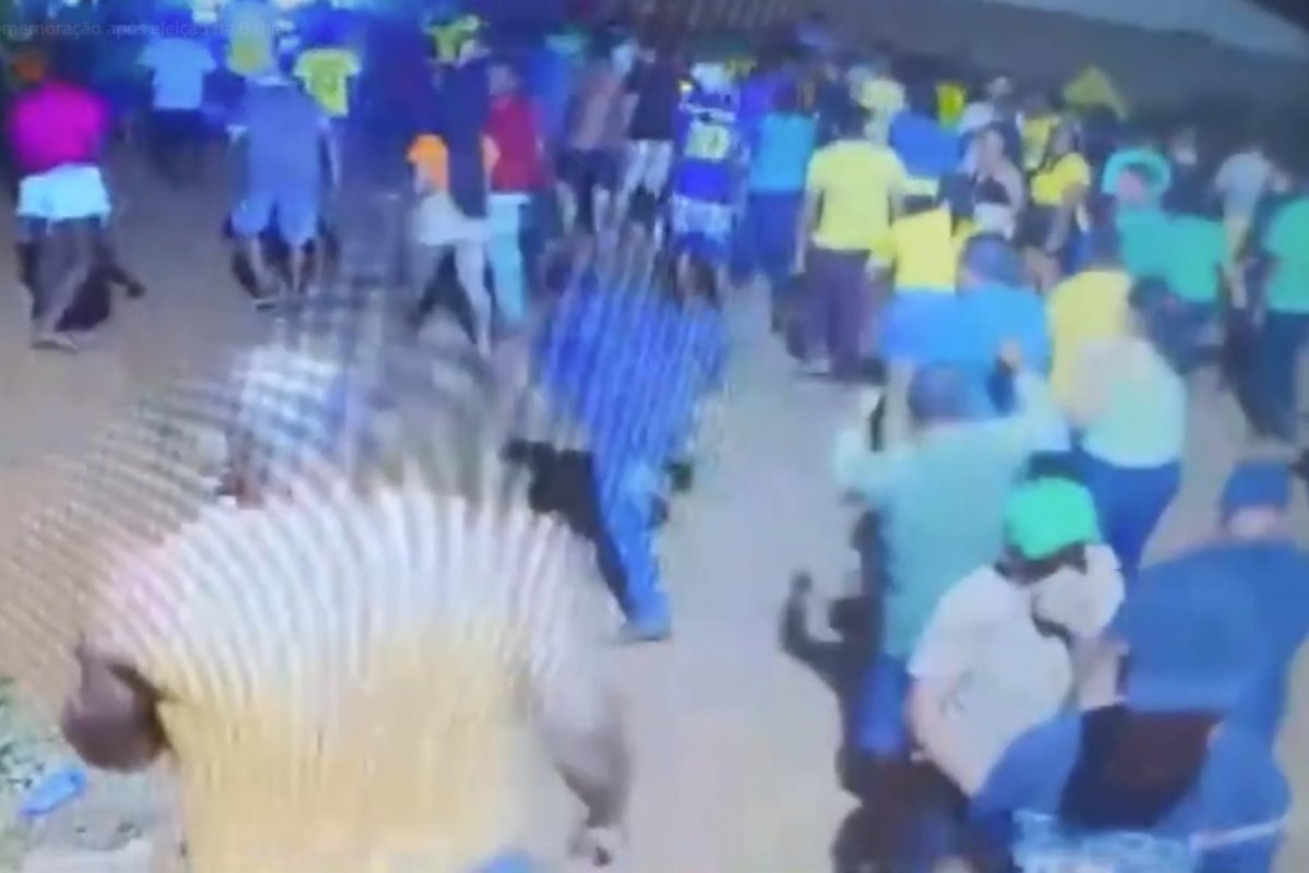 Seguranças de candidato derrotado disparam spray de pimenta contra 30 pessoas em comemoração de eleição na BA