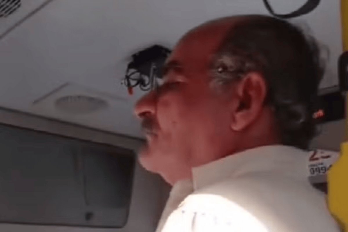 Idoso de 63 anos é preso suspeito de esfregar órgão genital em passageira de ônibus em Vitória da Conquista