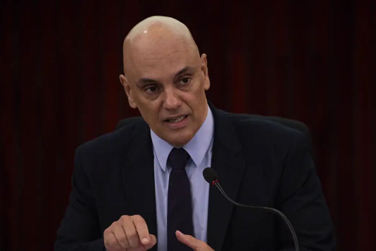 Moraes dá 24 horas para PMDF mandar para STF os documentos do 8 de janeiro