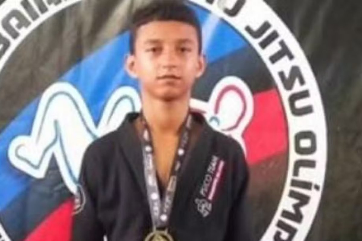 Adolescente de 14 anos é morto em festa no extremo sul da Bahia