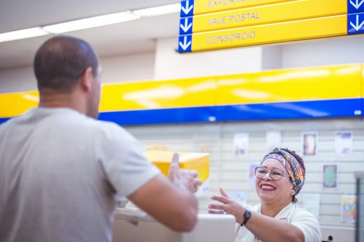 Concurso dos Correios oferece 3.511 vagas com provas em até 306 localidades pelo país