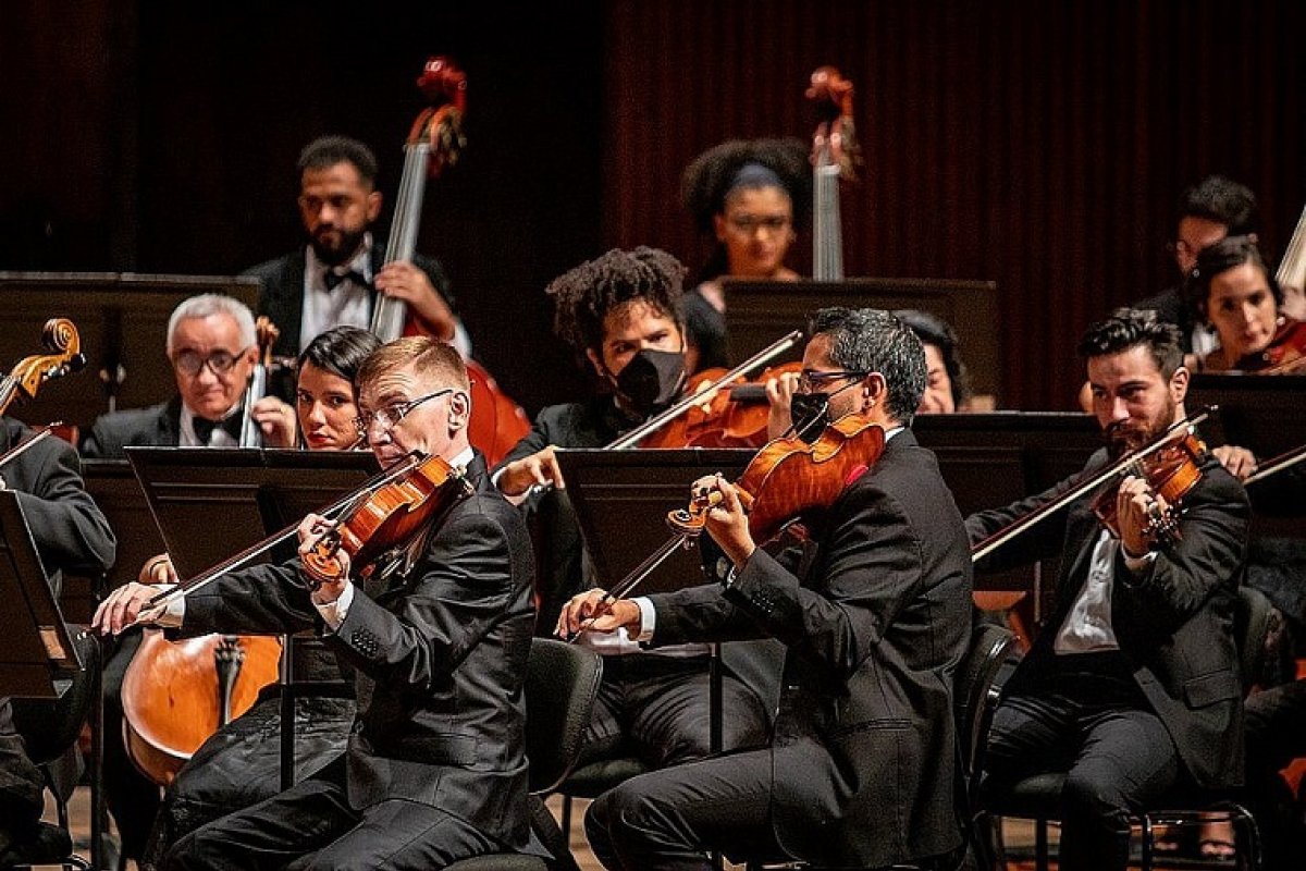 Orquestra Sinfônica da UFBA comemora 70 anos com concerto especial