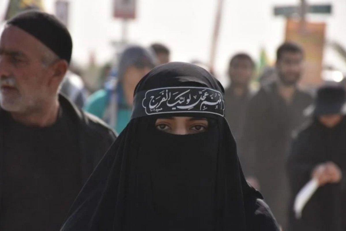 Irã agrava lei contra mulheres que se recusem a usar o véu islâmico