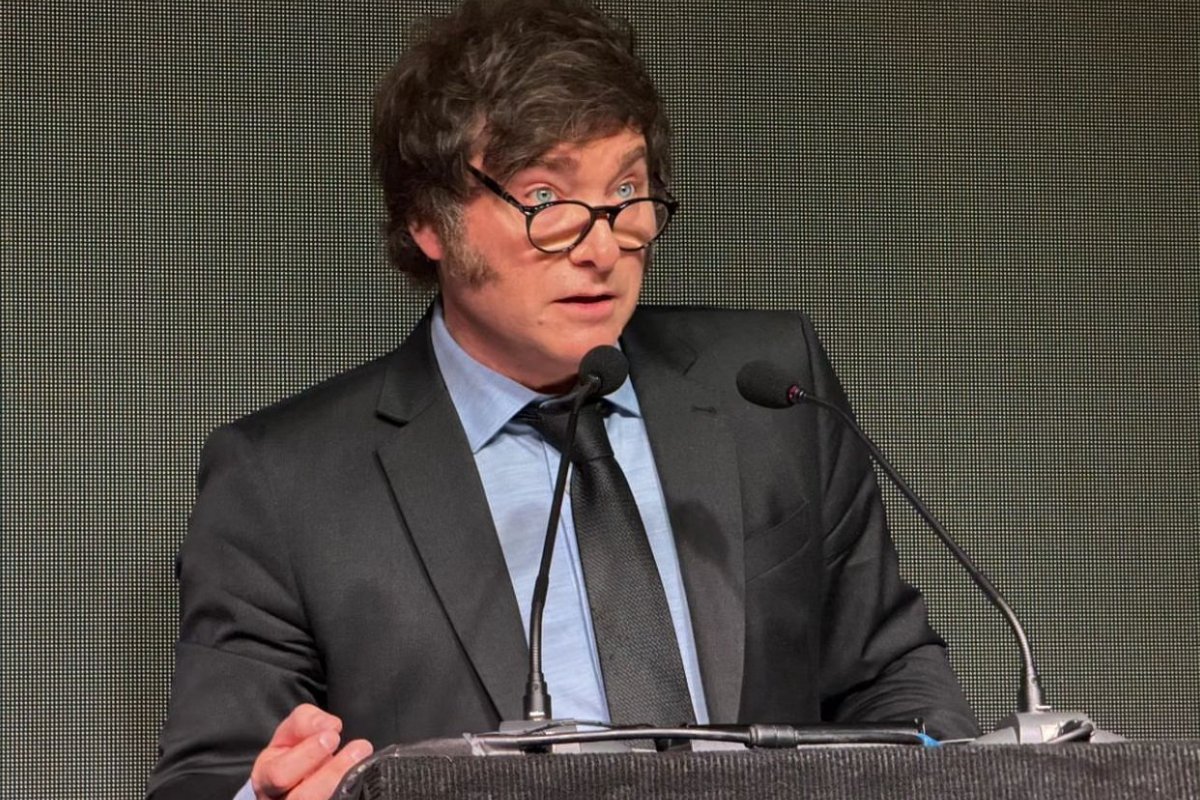 Milei envia carta a Lula e diz que irá à cúpula do G20 no Rio