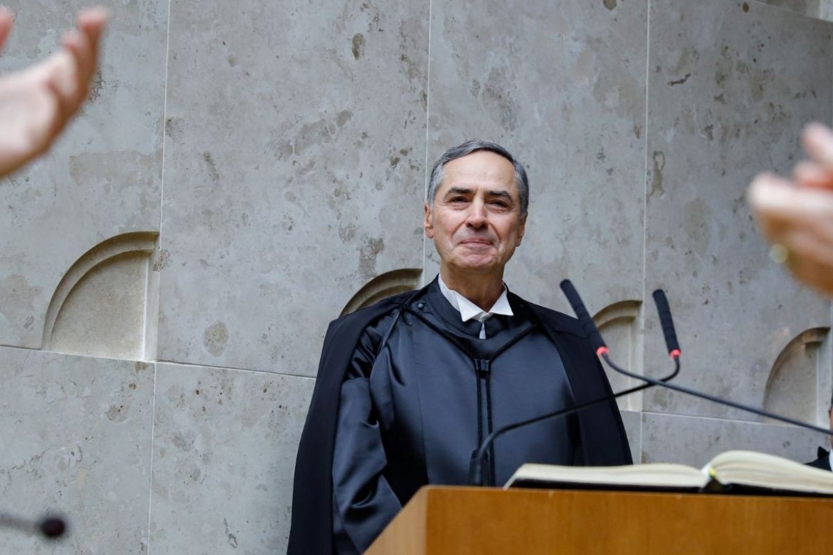 Presidente do STF participa de evento em Salvador que promove diálogo entre magistrados