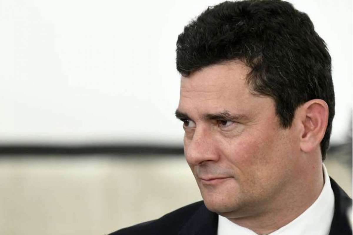 Moro lança ferramenta para receber denúncias contra a corrupção