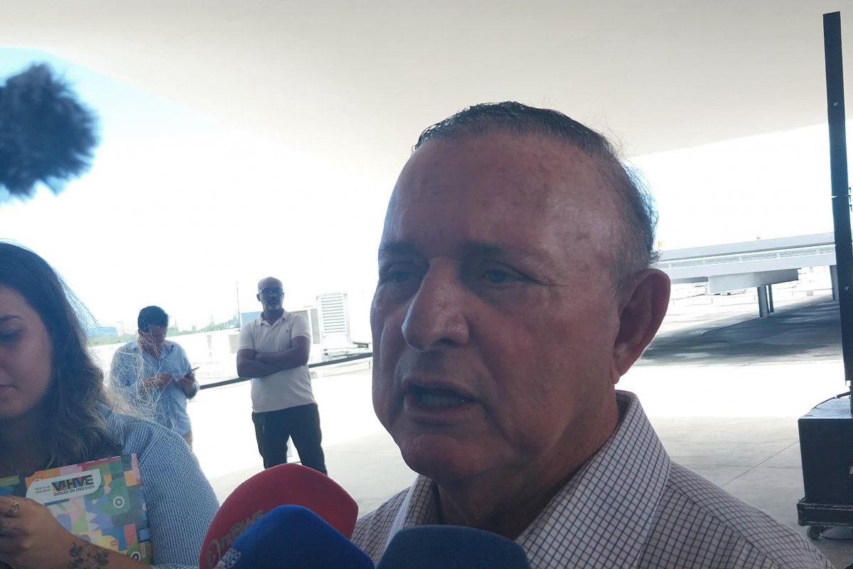 ‘Reeleição na ALBA ainda não começou a ser discutida’, despista Adolfo Menezes