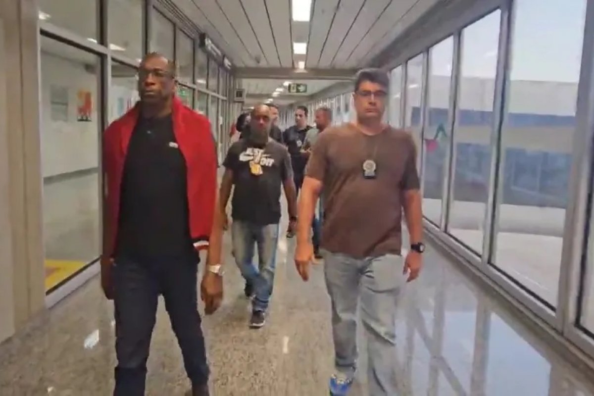 Técnico de laboratório investigado por liberar órgãos com HIV a pacientes transplantados é preso no aeroporto do Rio Preso