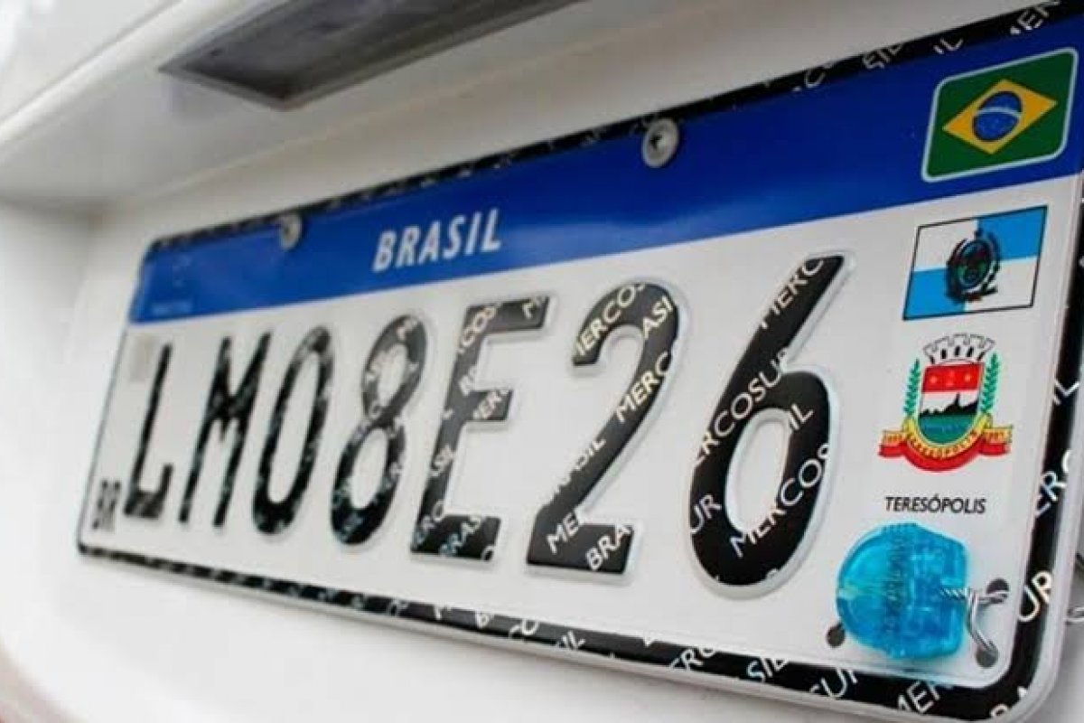 Uso obrigatório de placas do Mercosul começa nesta sexta (31)