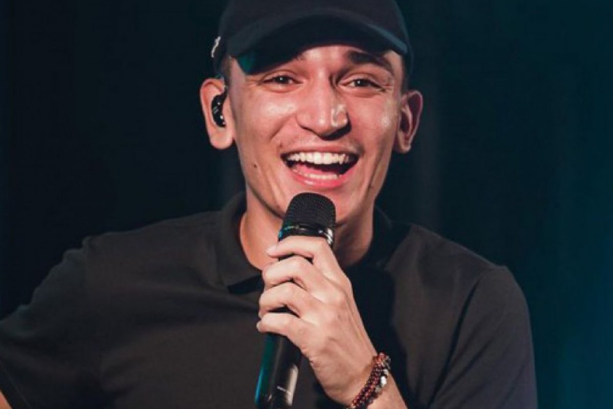 Cantor João Gomes se muda para apartamento avaliado em R$ 3 milhões!