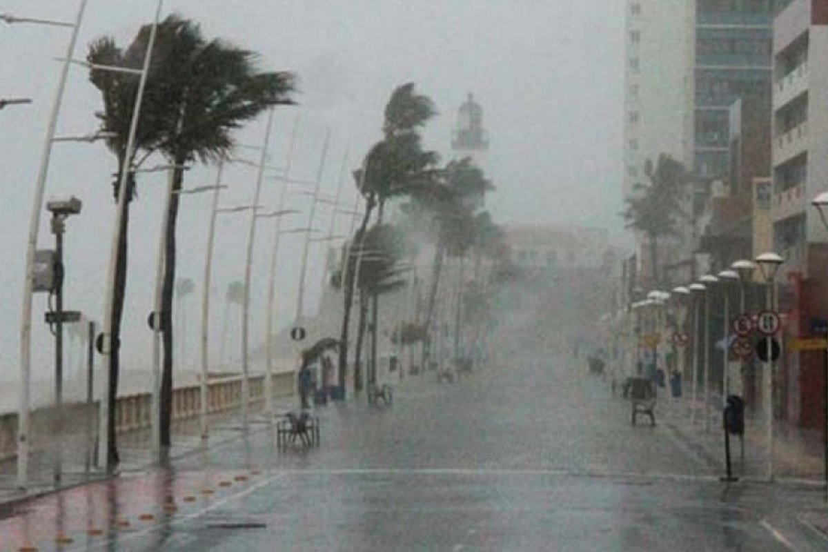 Céu nublado e chuvas isoladas: Veja como fica o tempo na capital baiana e outras cidades